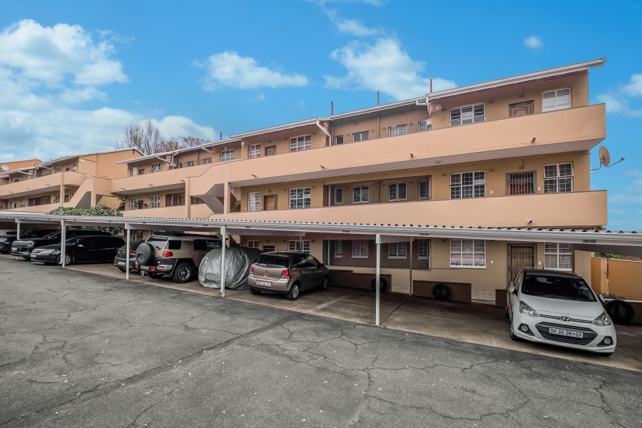 To Let 1 Bedroom Property for Rent in Sandown Gauteng