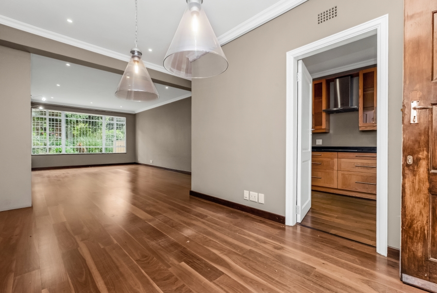 To Let 1 Bedroom Property for Rent in Sandown Gauteng