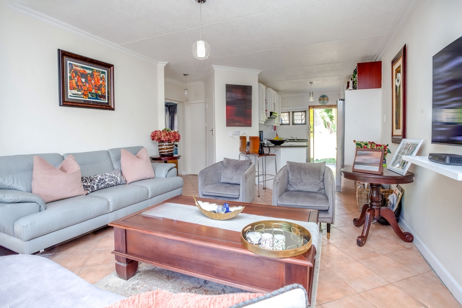 To Let 2 Bedroom Property for Rent in Sunninghill Gauteng