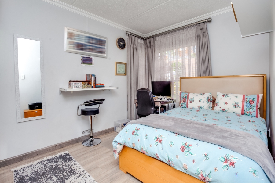 To Let 2 Bedroom Property for Rent in Sunninghill Gauteng