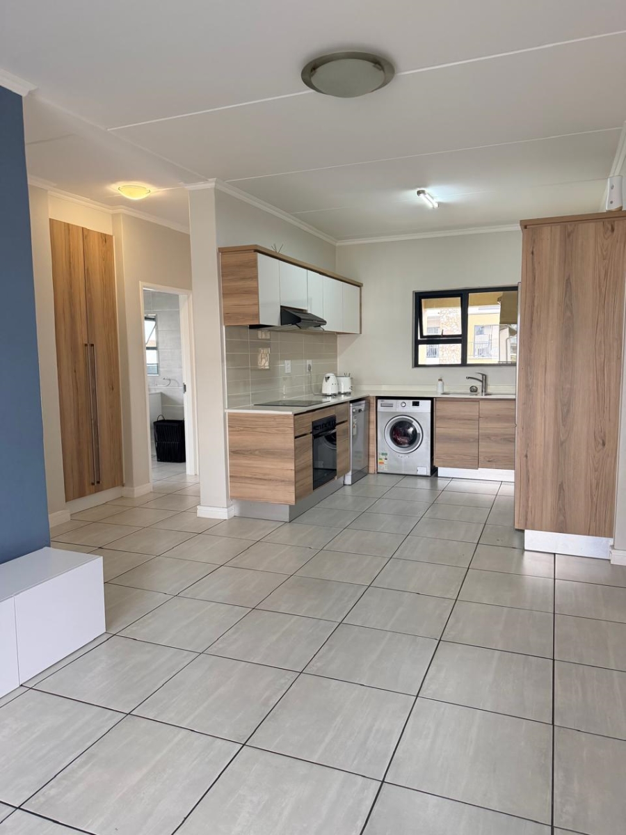 2 Bedroom Property for Sale in Waterfall Gauteng