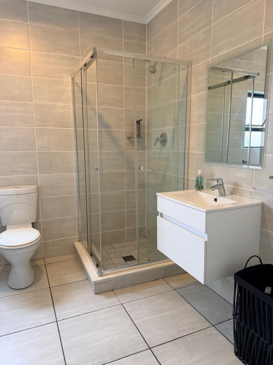2 Bedroom Property for Sale in Waterfall Gauteng