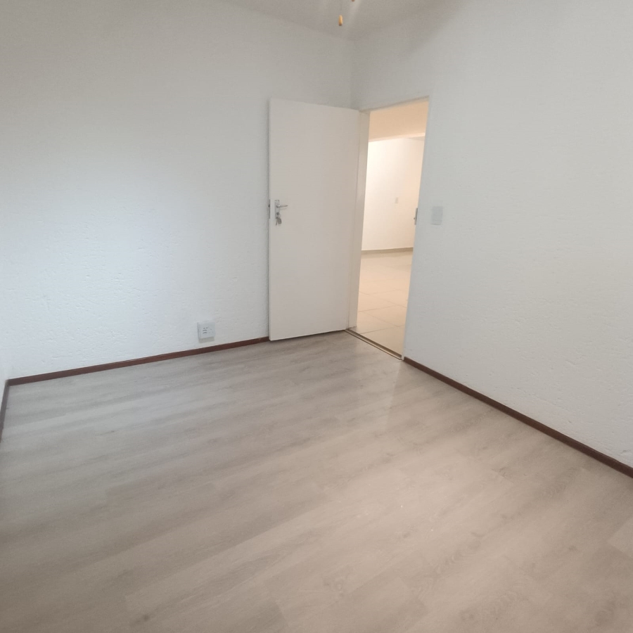 To Let 2 Bedroom Property for Rent in Westdene Gauteng