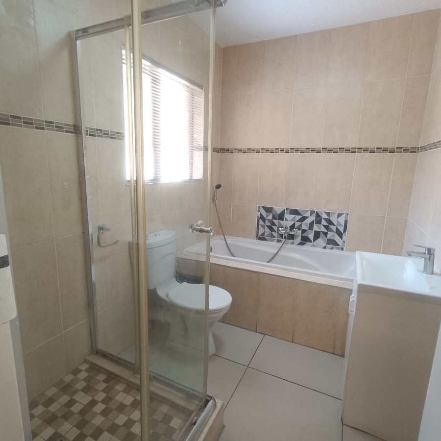 To Let 2 Bedroom Property for Rent in Westdene Gauteng