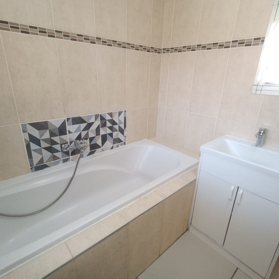 To Let 2 Bedroom Property for Rent in Westdene Gauteng