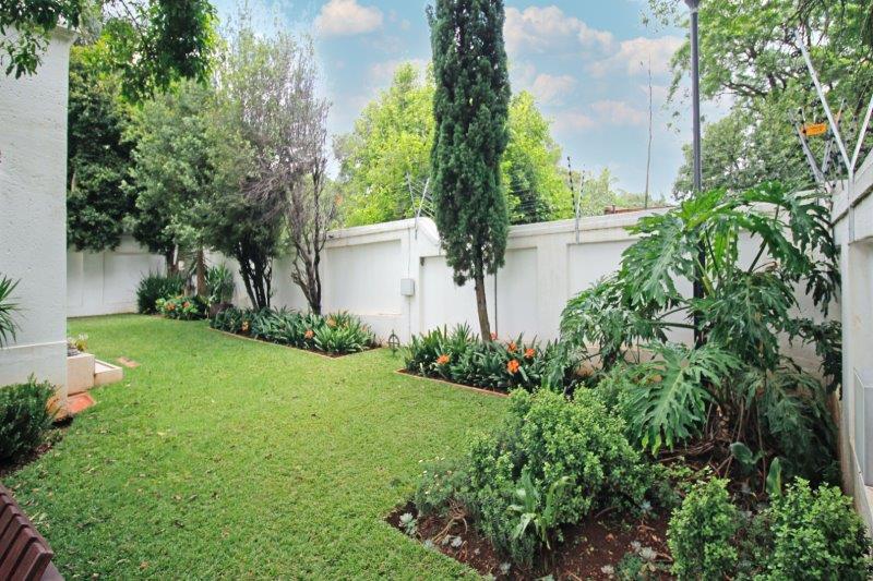 To Let 3 Bedroom Property for Rent in Fairland Gauteng