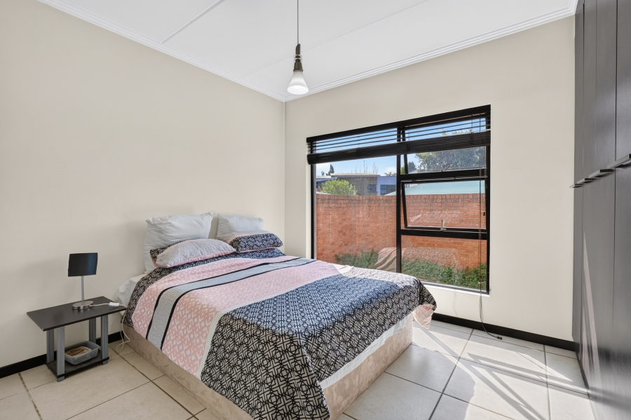 2 Bedroom Property for Sale in Douglasdale Gauteng