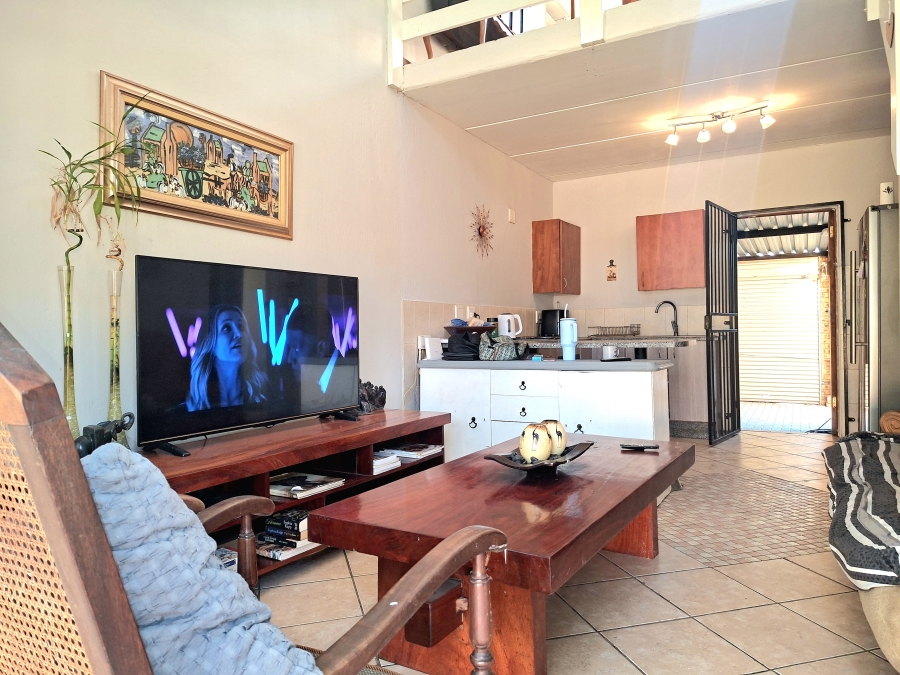 2 Bedroom Property for Sale in Honeypark Gauteng