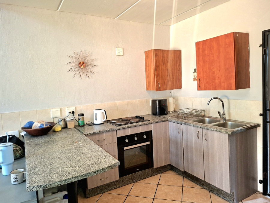 2 Bedroom Property for Sale in Honeypark Gauteng