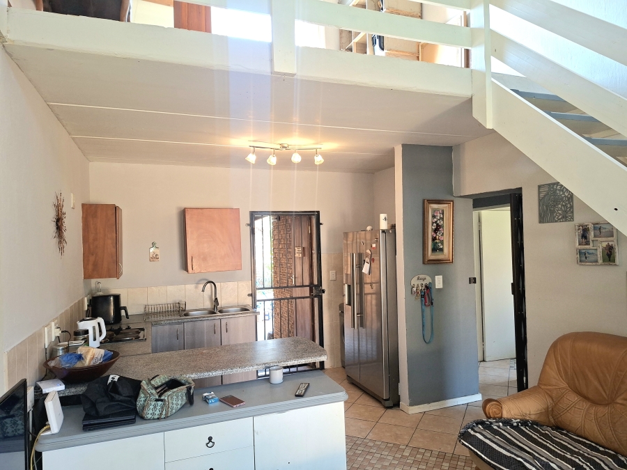 2 Bedroom Property for Sale in Honeypark Gauteng