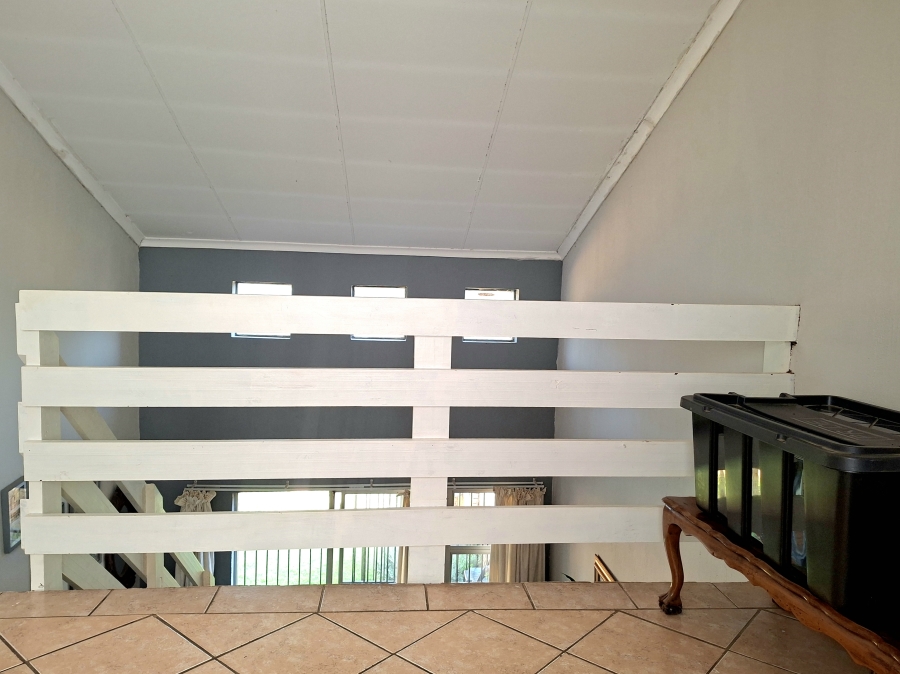 2 Bedroom Property for Sale in Honeypark Gauteng