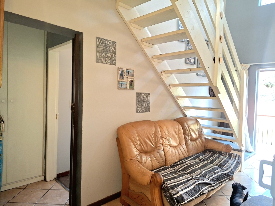 2 Bedroom Property for Sale in Honeypark Gauteng