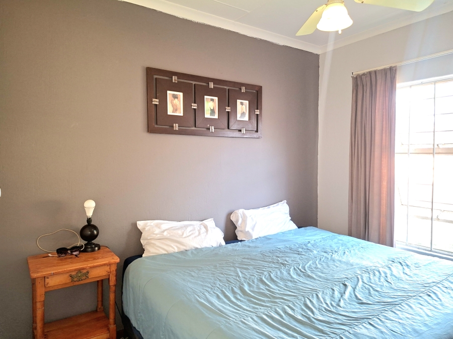 2 Bedroom Property for Sale in Honeypark Gauteng