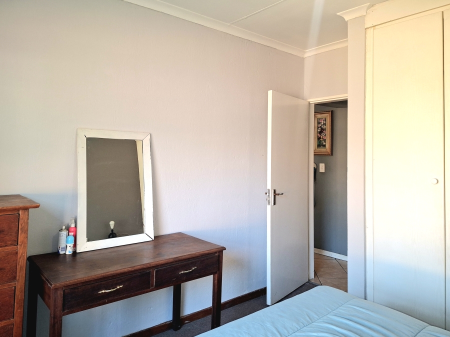 2 Bedroom Property for Sale in Honeypark Gauteng