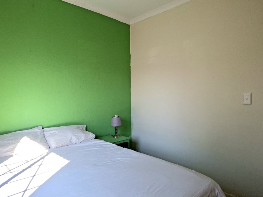 2 Bedroom Property for Sale in Honeypark Gauteng