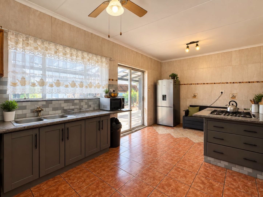 3 Bedroom Property for Sale in Brakpan Central Gauteng