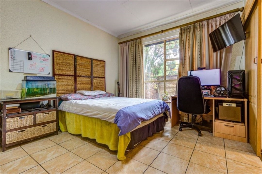 4 Bedroom Property for Sale in Edleen Gauteng