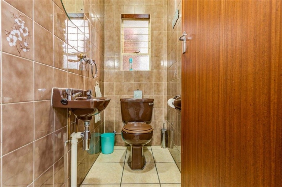 4 Bedroom Property for Sale in Edleen Gauteng