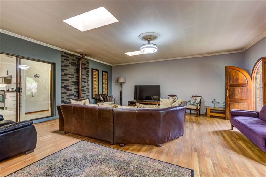 4 Bedroom Property for Sale in Edleen Gauteng
