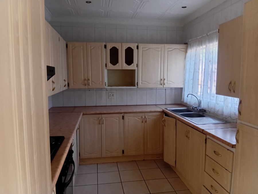 3 Bedroom Property for Sale in Birch Acres Gauteng
