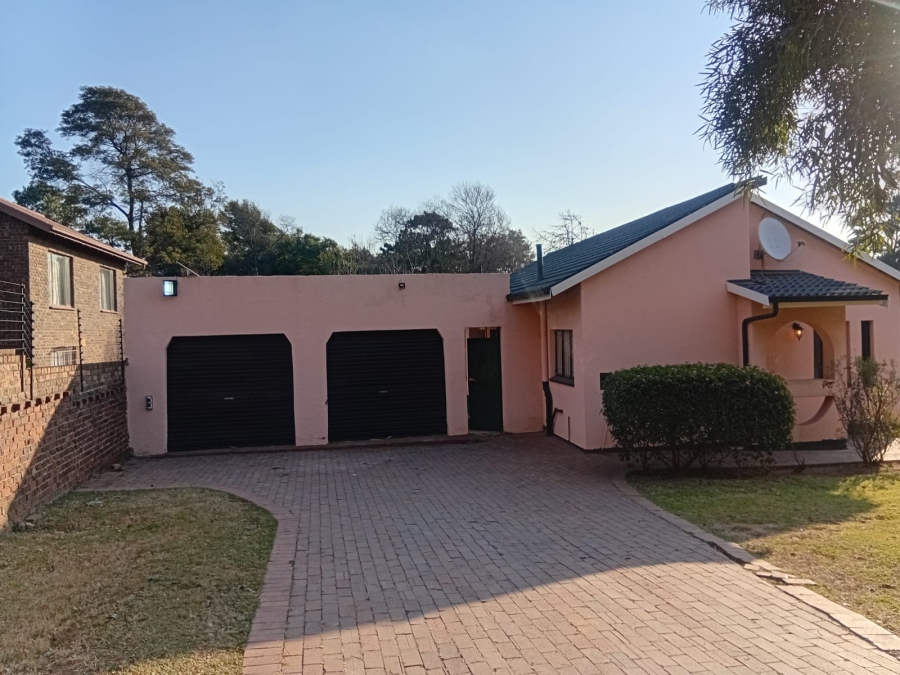3 Bedroom Property for Sale in Birch Acres Gauteng