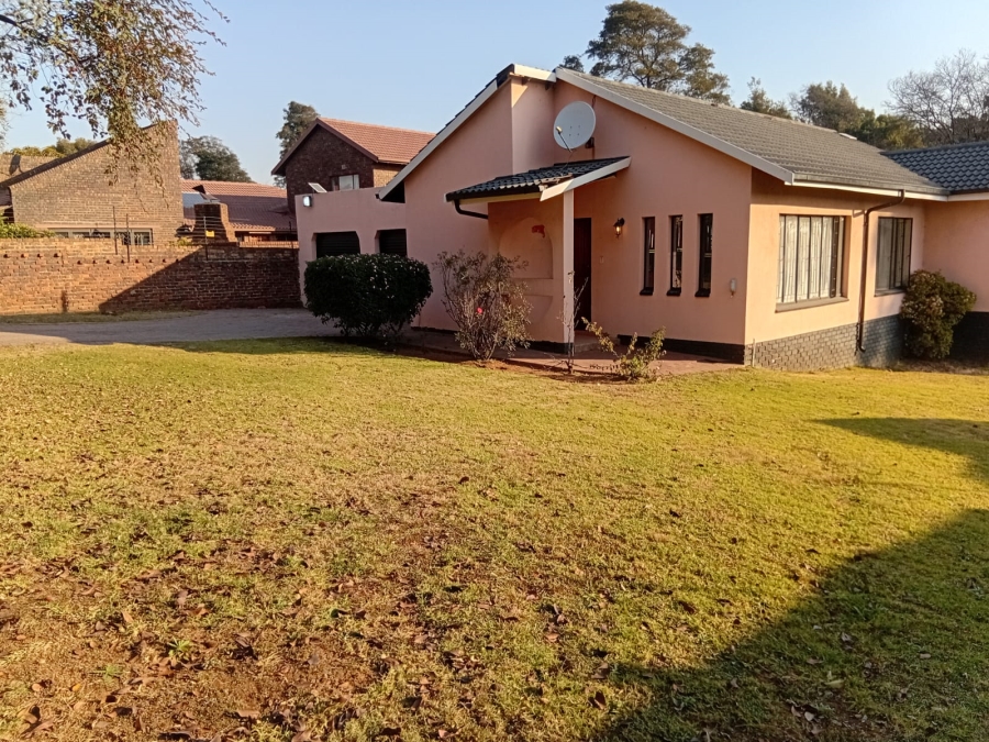 3 Bedroom Property for Sale in Birch Acres Gauteng