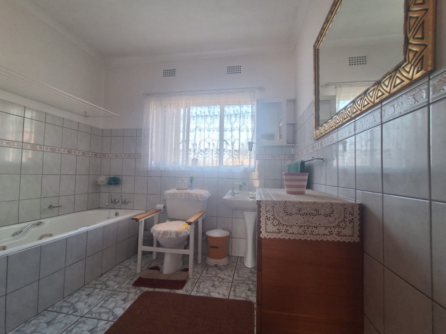 3 Bedroom Property for Sale in Sonland Park Gauteng