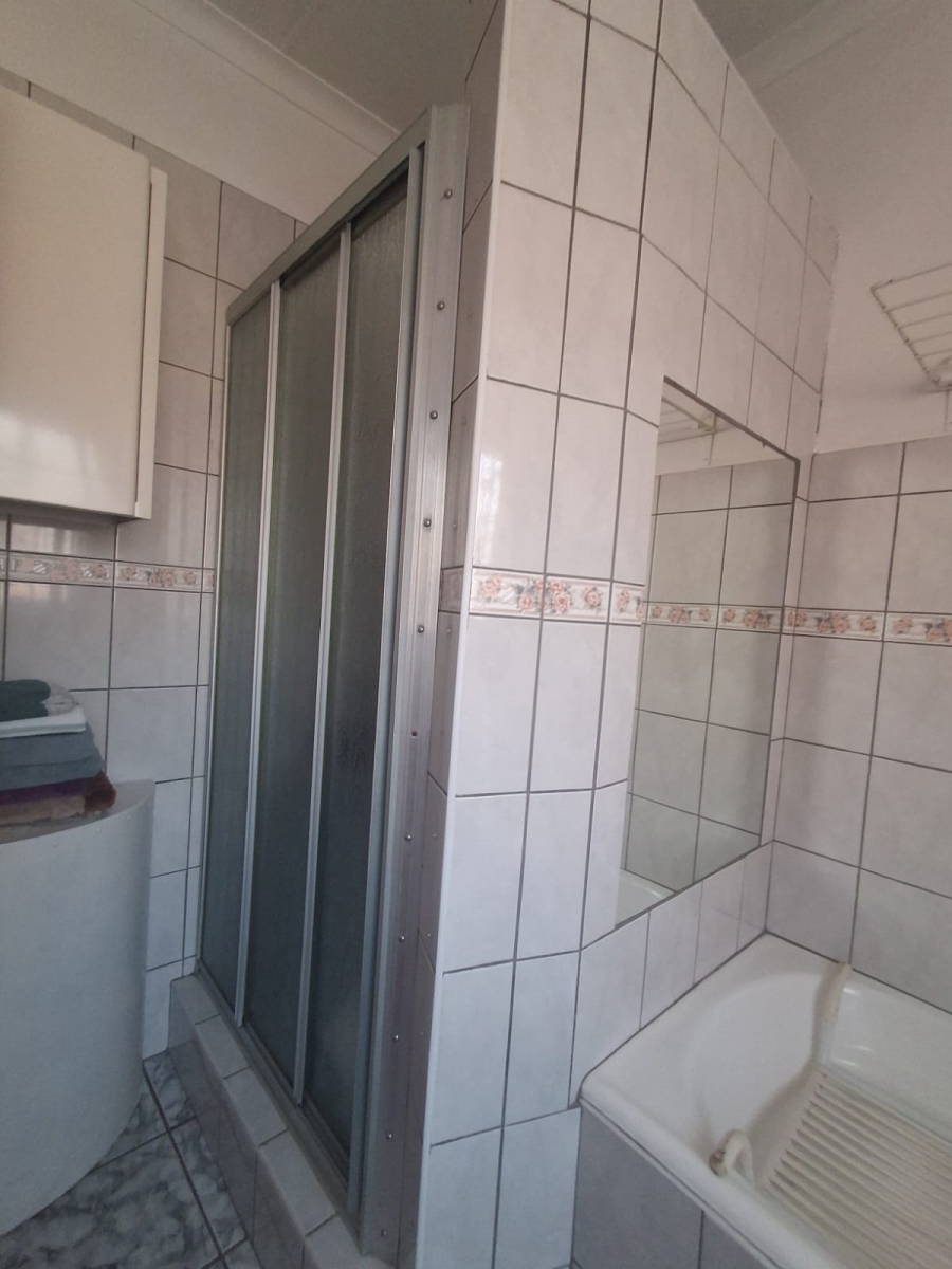 3 Bedroom Property for Sale in Sonland Park Gauteng