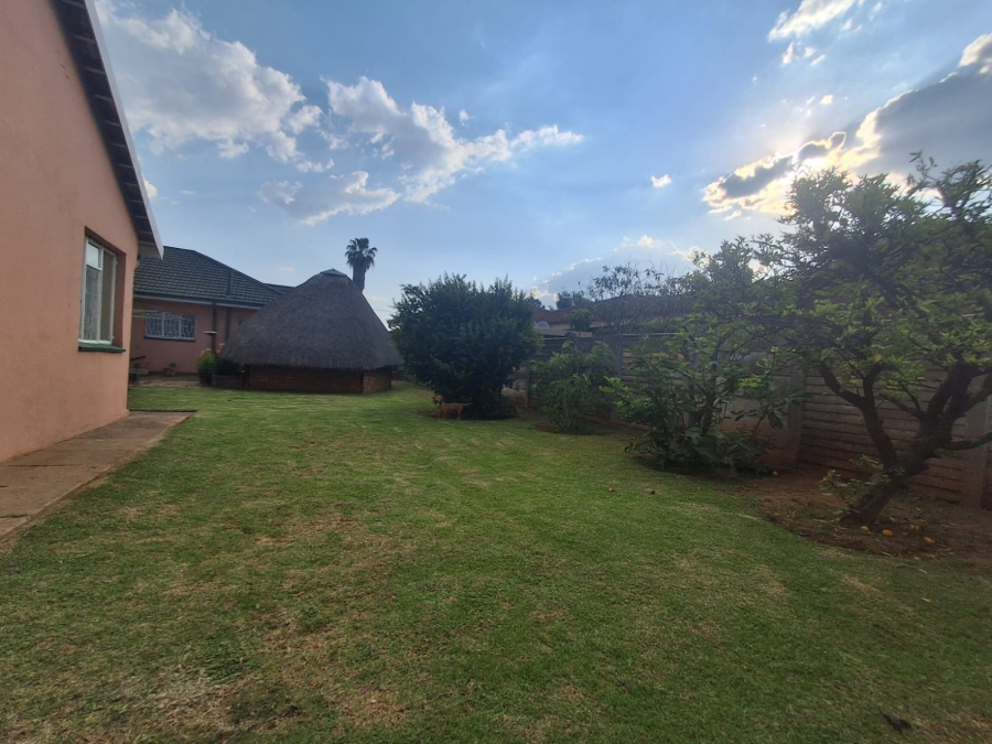 3 Bedroom Property for Sale in Sonland Park Gauteng