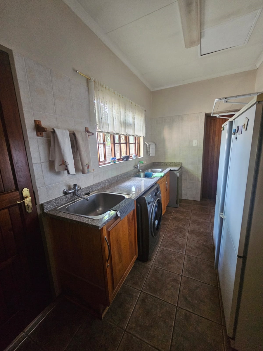 4 Bedroom Property for Sale in Vanderbijlpark SW 5 Gauteng