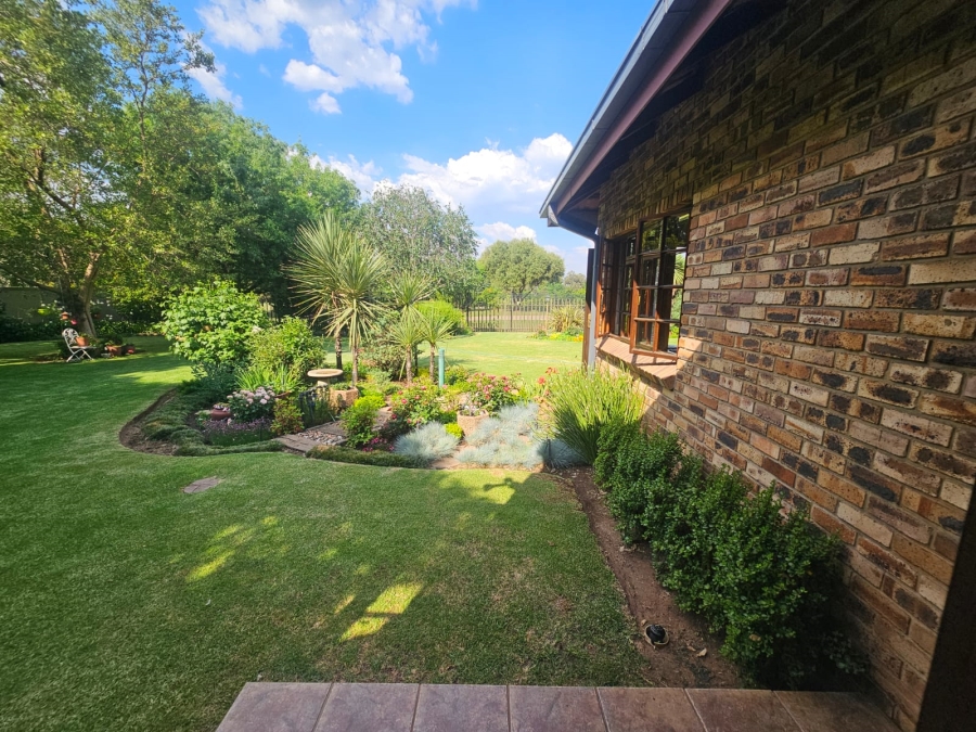 4 Bedroom Property for Sale in Vanderbijlpark SW 5 Gauteng