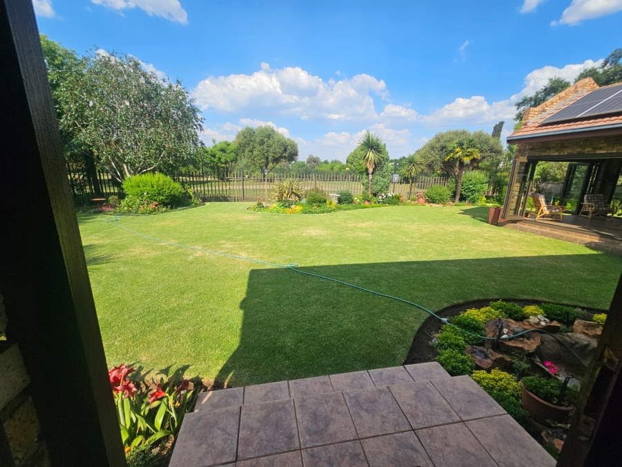 4 Bedroom Property for Sale in Vanderbijlpark SW 5 Gauteng