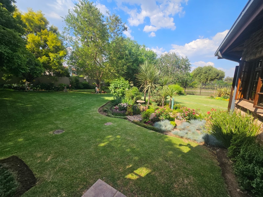 4 Bedroom Property for Sale in Vanderbijlpark SW 5 Gauteng