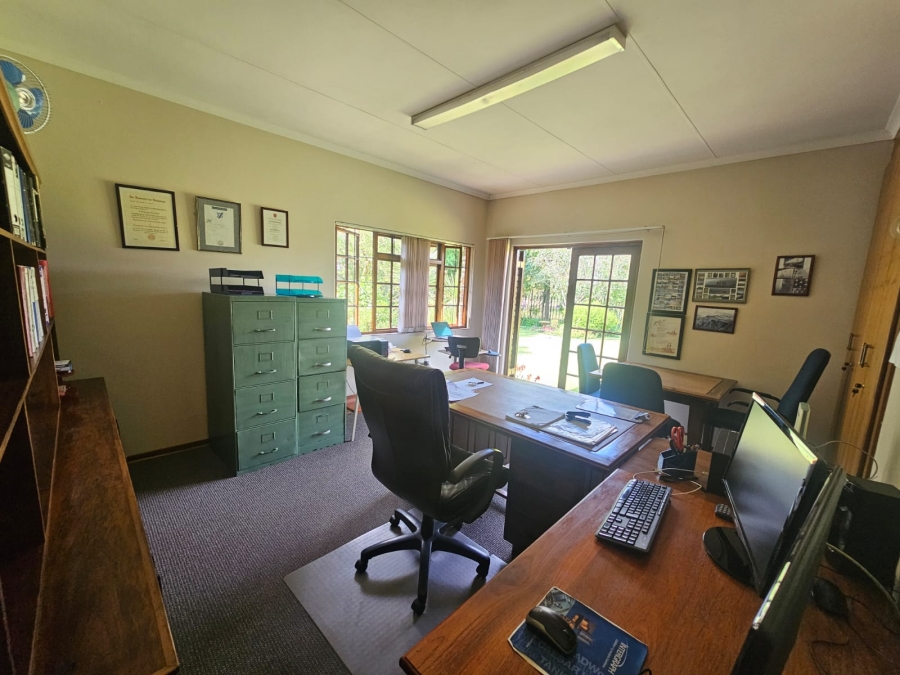4 Bedroom Property for Sale in Vanderbijlpark SW 5 Gauteng