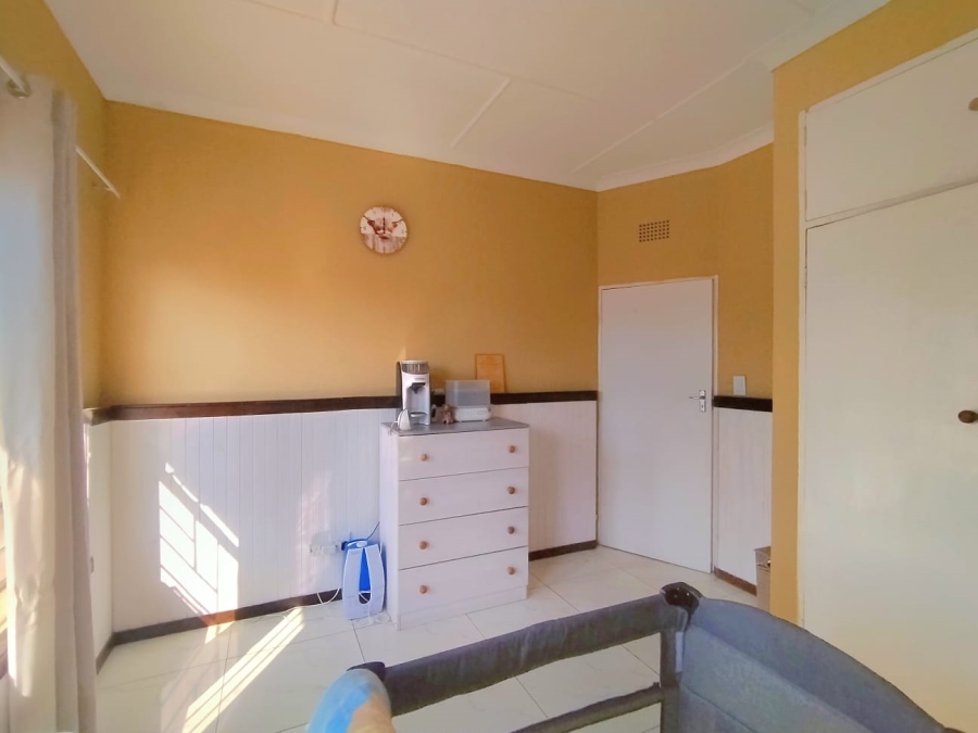 6 Bedroom Property for Sale in Brakpan Central Gauteng