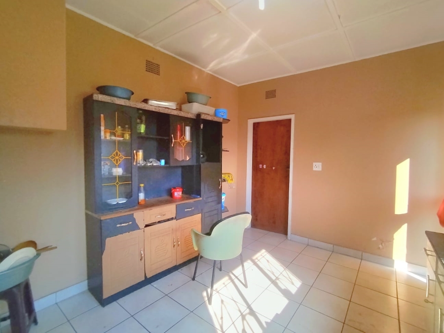 6 Bedroom Property for Sale in Brakpan Central Gauteng