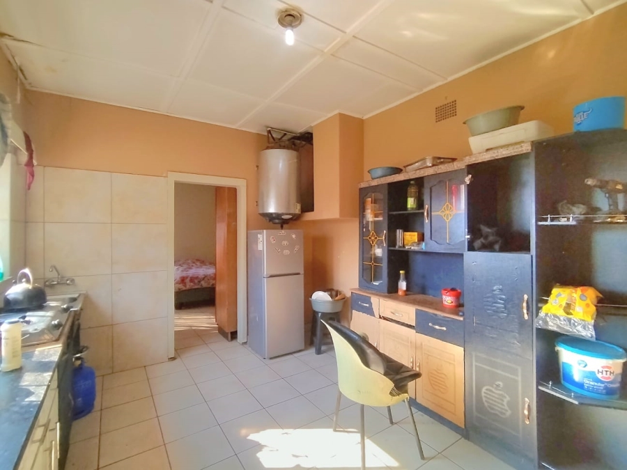 6 Bedroom Property for Sale in Brakpan Central Gauteng