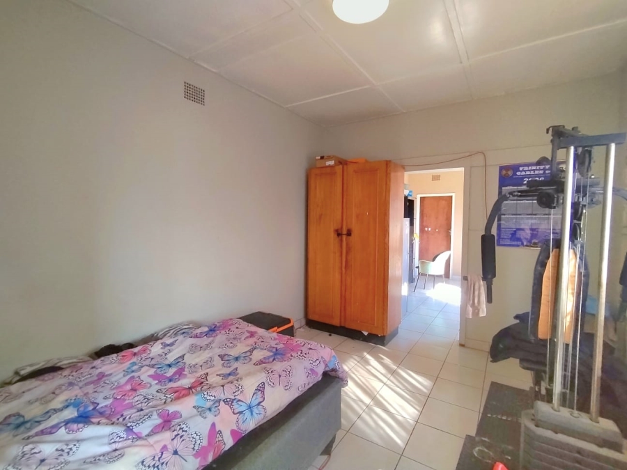 6 Bedroom Property for Sale in Brakpan Central Gauteng