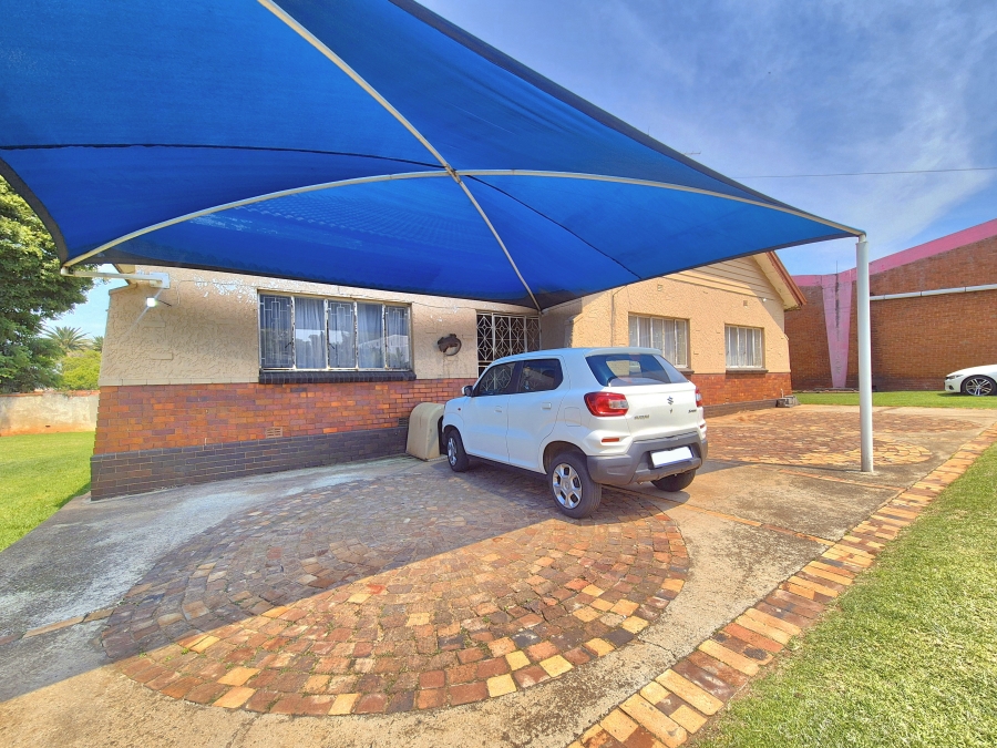 4 Bedroom Property for Sale in Brakpan Central Gauteng