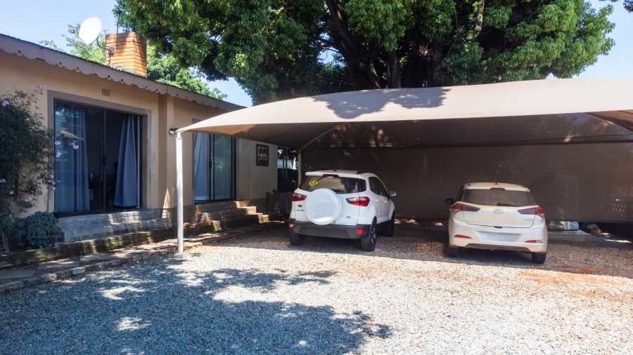 6 Bedroom Property for Sale in Heidelberg Gauteng