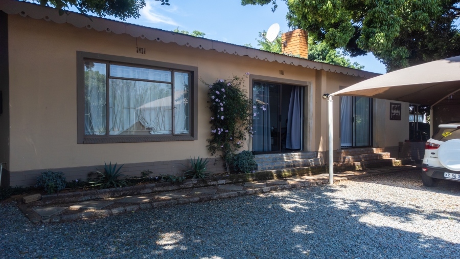6 Bedroom Property for Sale in Heidelberg Gauteng
