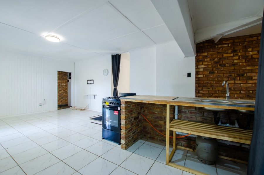 6 Bedroom Property for Sale in Heidelberg Gauteng
