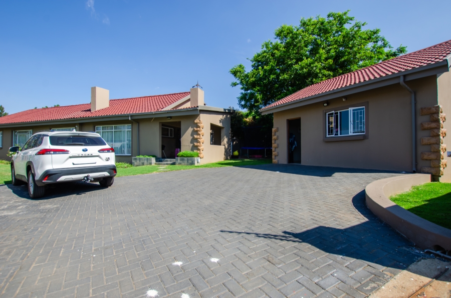 3 Bedroom Property for Sale in Heidelberg Industrial Gauteng