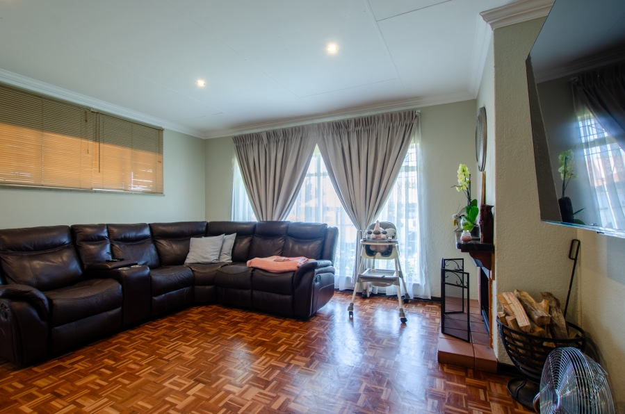 3 Bedroom Property for Sale in Heidelberg Industrial Gauteng