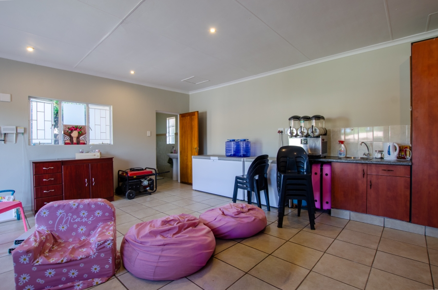 3 Bedroom Property for Sale in Heidelberg Industrial Gauteng