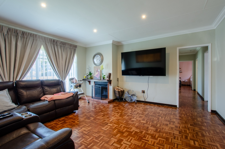 3 Bedroom Property for Sale in Heidelberg Industrial Gauteng