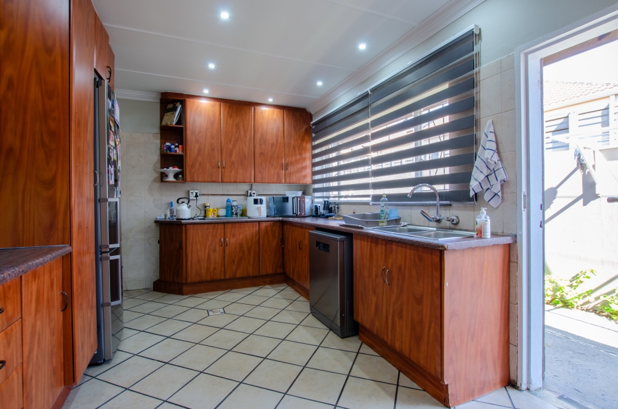 3 Bedroom Property for Sale in Heidelberg Industrial Gauteng