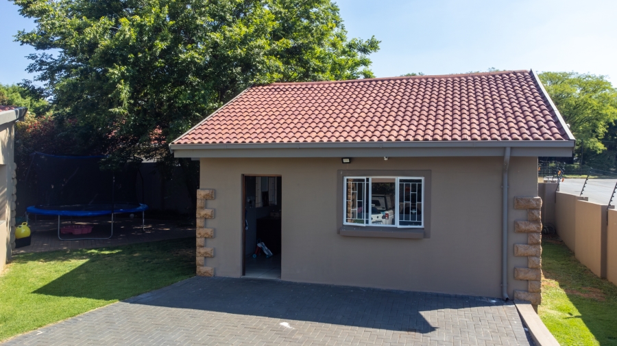 3 Bedroom Property for Sale in Heidelberg Industrial Gauteng