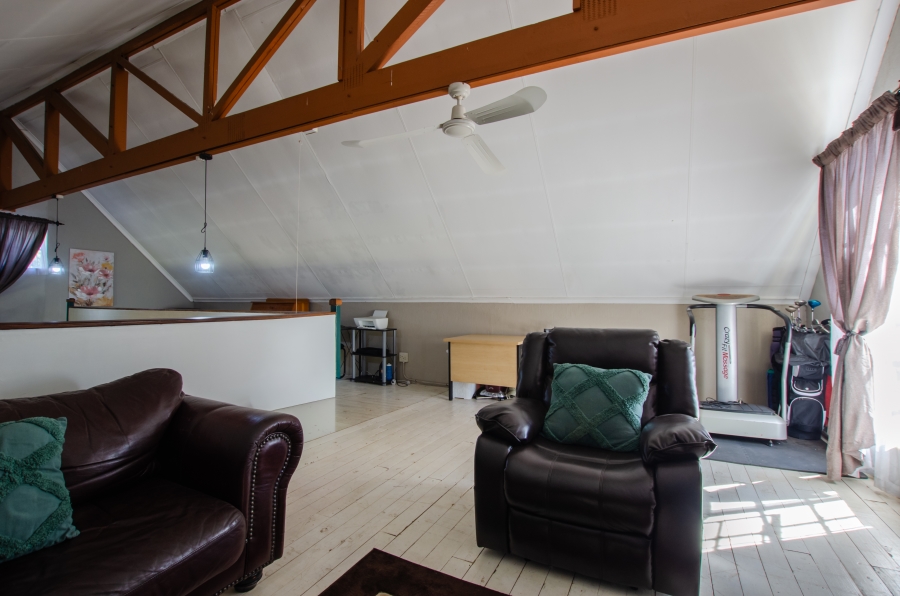 3 Bedroom Property for Sale in Monument Park Gauteng