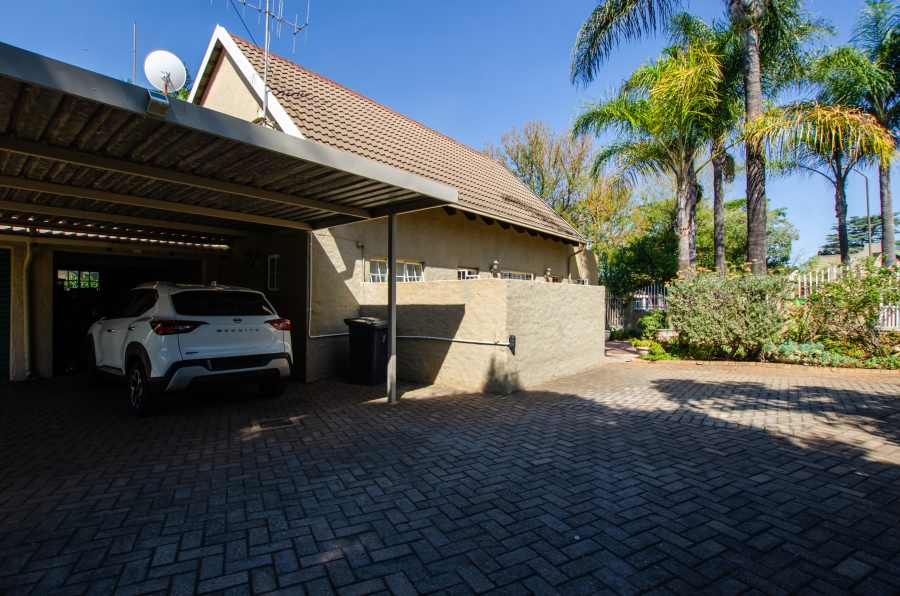 3 Bedroom Property for Sale in Monument Park Gauteng